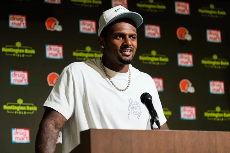 Monken to announce Browns QB choice Monday